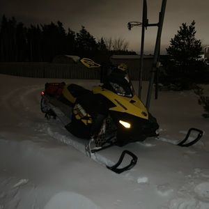 Meet your Posher, Ethan